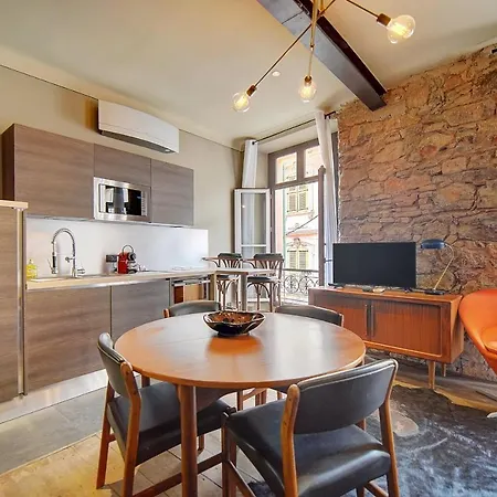Apartment Mmogroom - Industrial Style - Spacious - Ac - Wifi- Center *